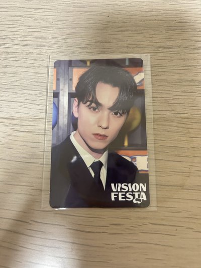 Hybe VR展 vernon