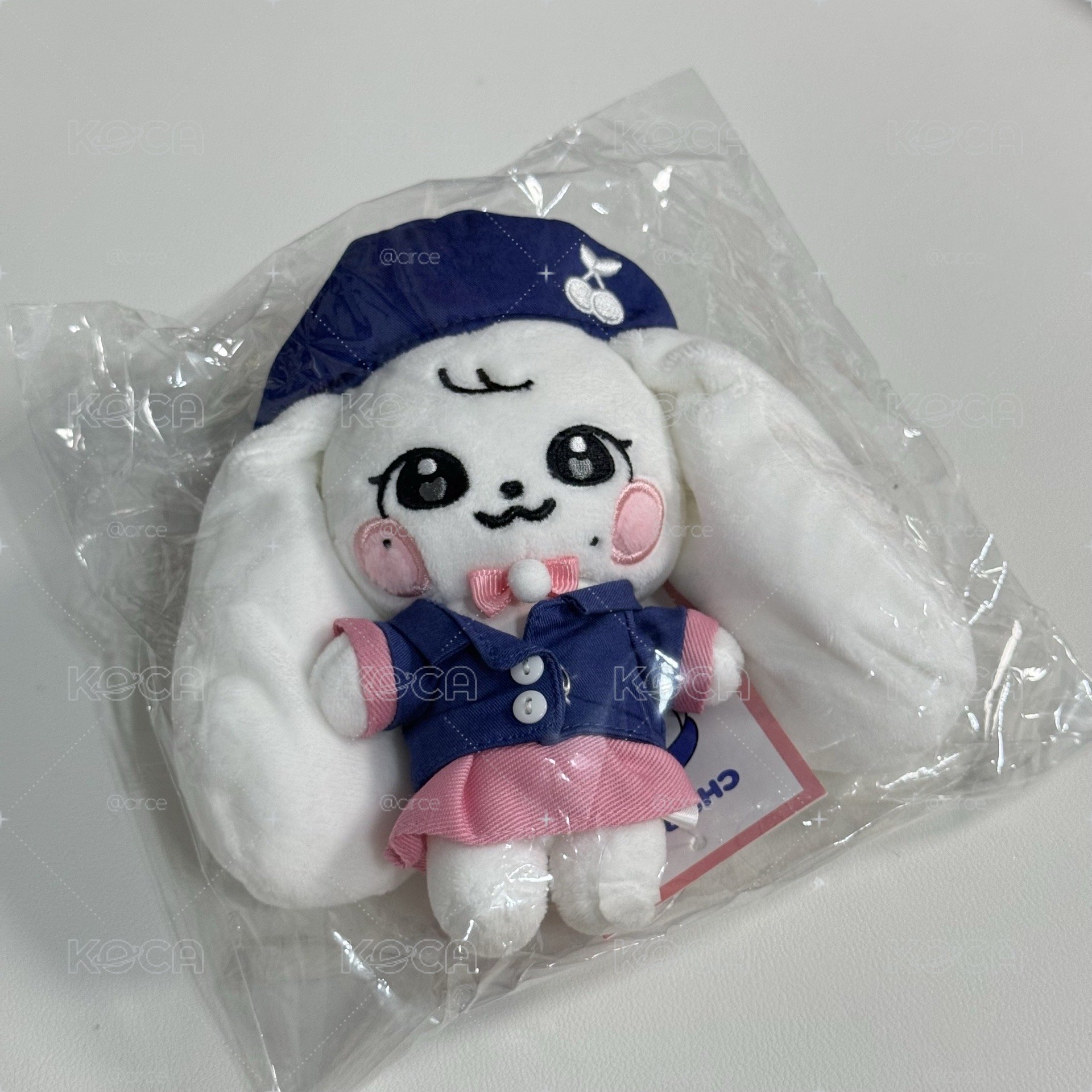員瑛 校服娃