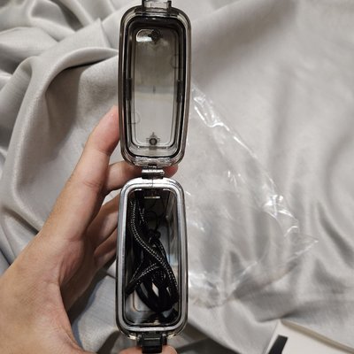 HUR+ 泰國周邊 收納盒/箱，附掛繩，近全新，無瑕疵