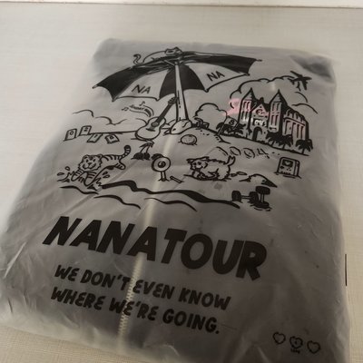 nana tour 連帽外套 L號
