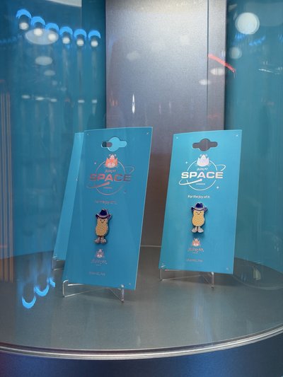首爾限定星球系列🇰🇷 Jellycat 太空 西高地狗別針