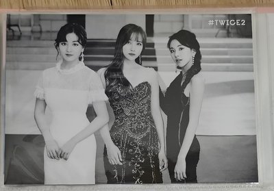 TWICE 