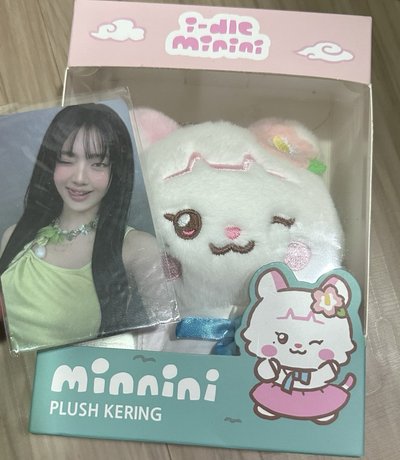 特別版妮娃（含卡