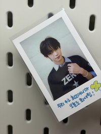 韓振25年曆拍立得
