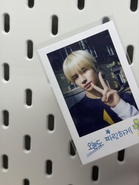 炅潣25年曆拍立得