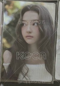 看旁邊的Ella
