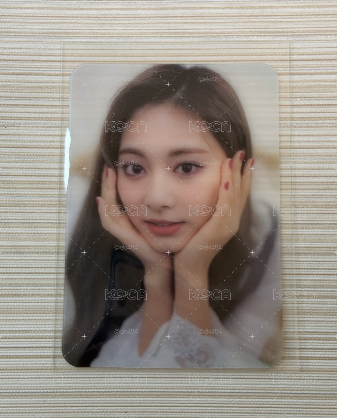 TWICE 子瑜 透卡