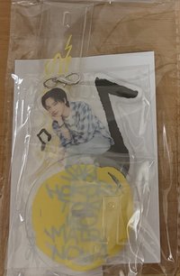 立牌C