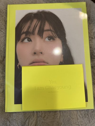TWICE 比較大的週邊