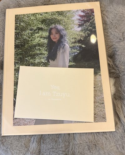 TWICE 比較大的週邊
