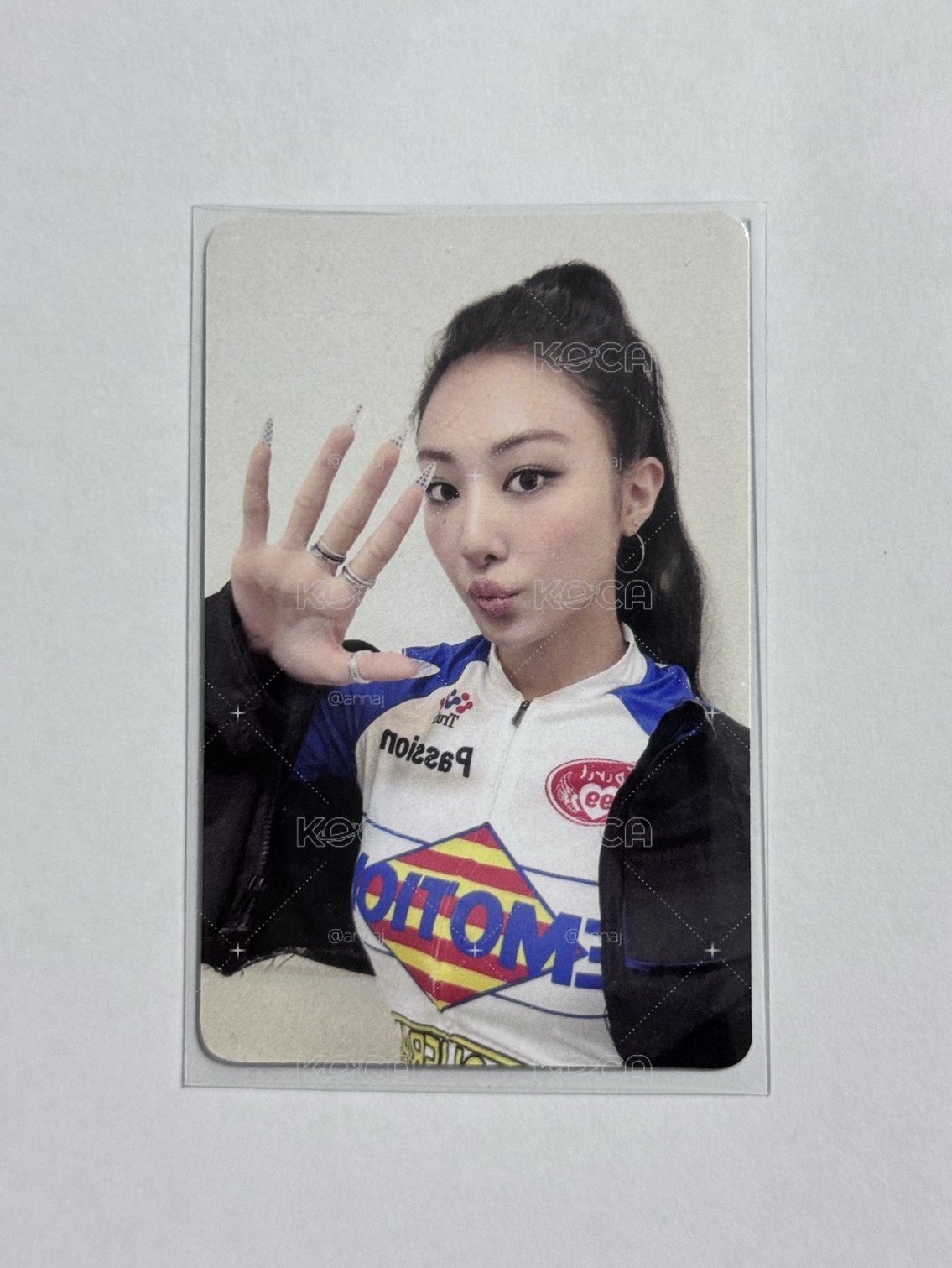 Hands up 打歌卡