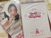 2025桌曆+全員大海報（附贈年曆外殼）