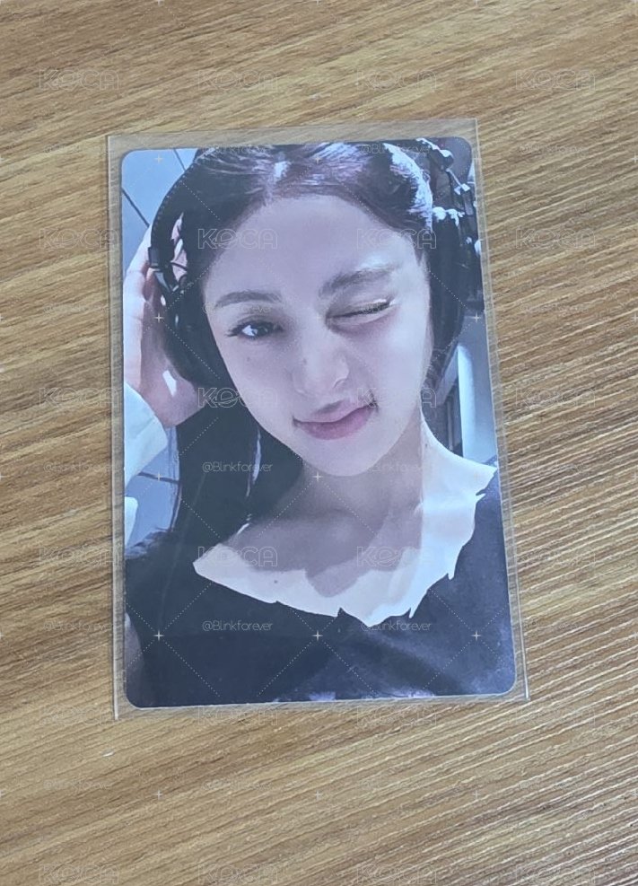 眨眼允