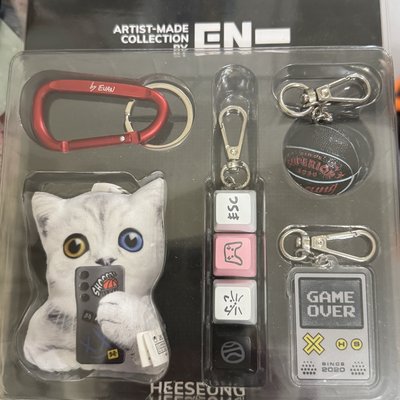 李羲承自製吊飾