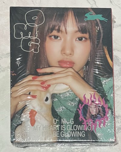 NewJeans 魔女貓 惠仁OMG未拆專