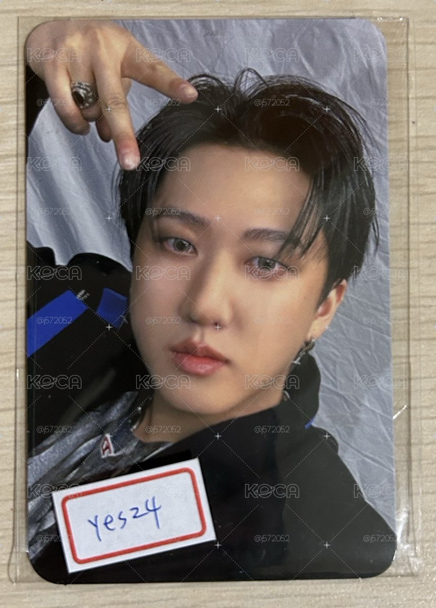 Stray Kids KARMA 特典卡