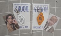 8room鑰匙圈中
