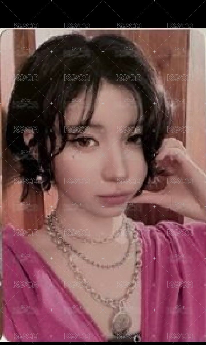 滿額中背角