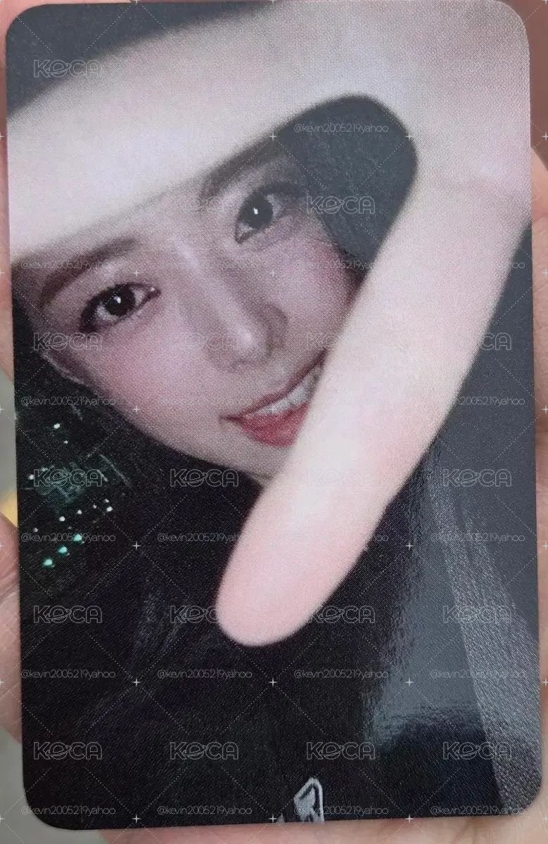 itzy yuna打歌卡