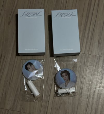 8寛 New 迷你手燈吊飾