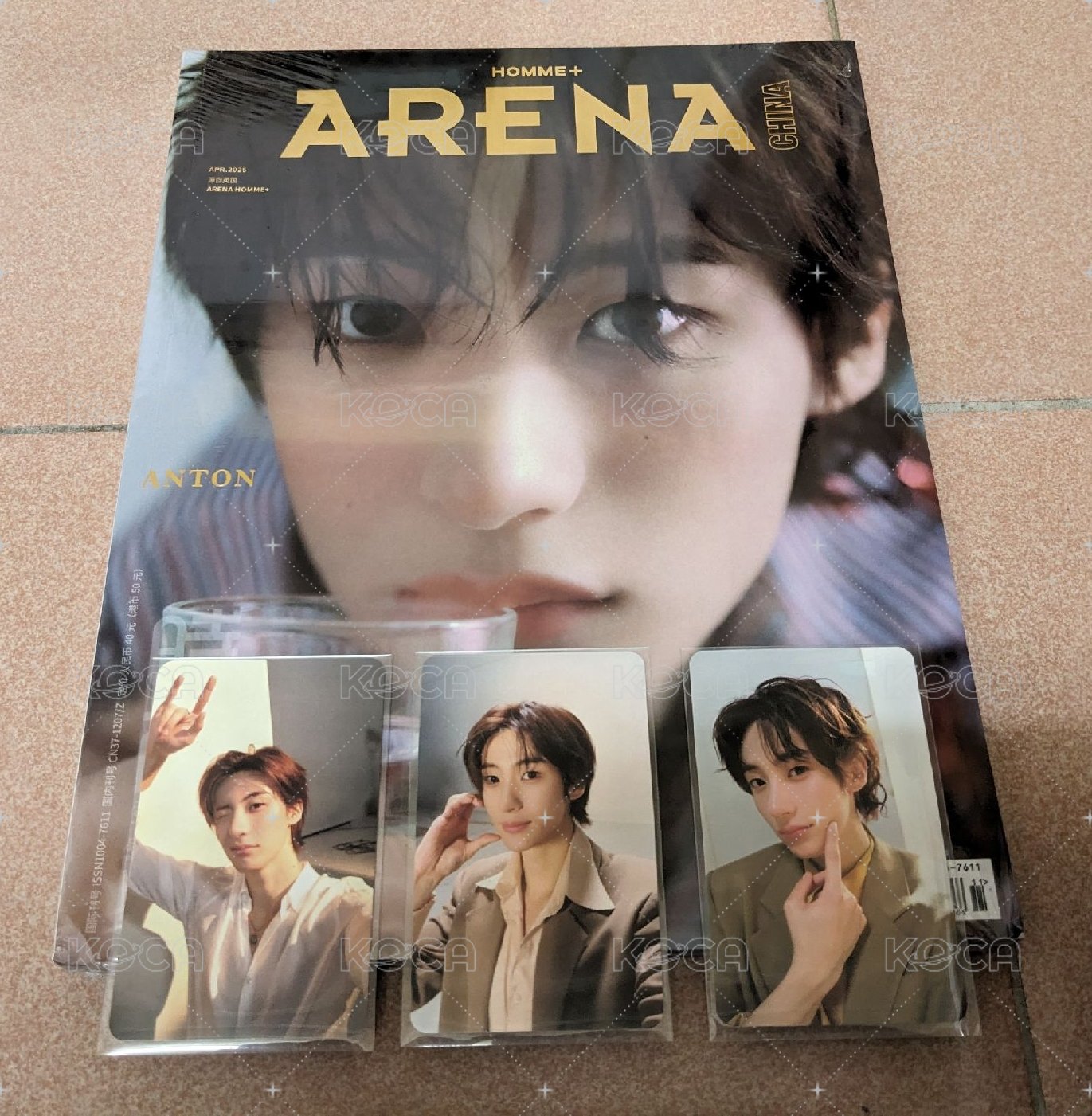 arena雜誌+3張小卡