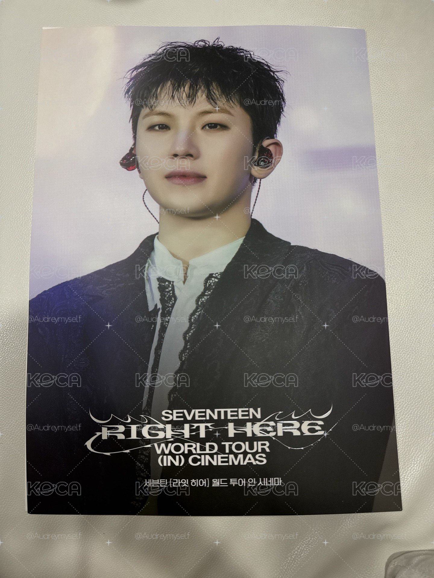 WOOZI 秀泰海報