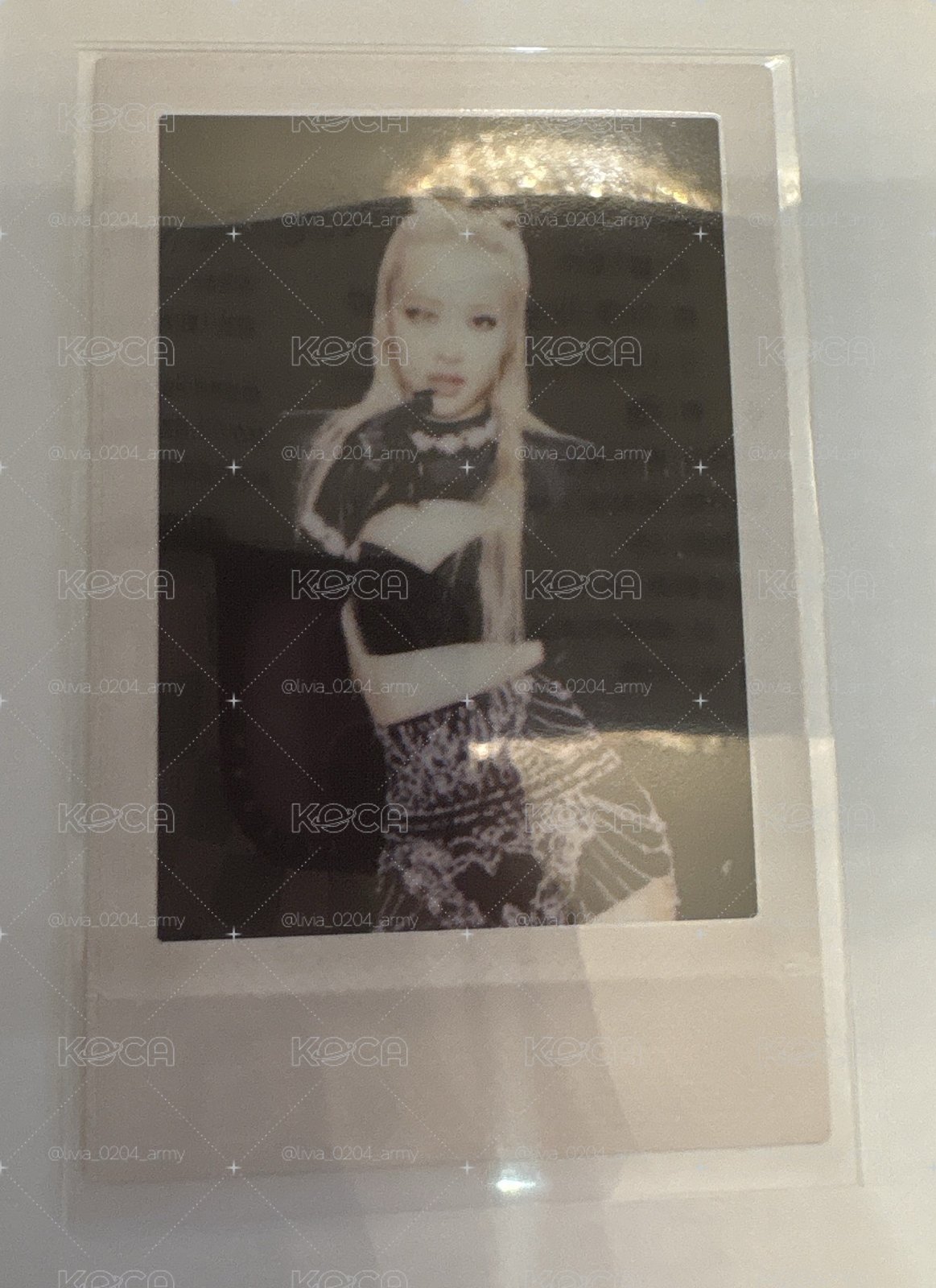 Blackpink rosé官拍拍立得