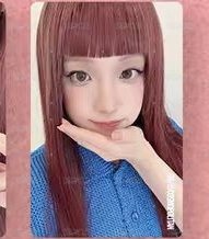 自拍捧臉