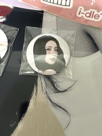 麵徽章