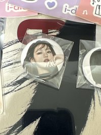妮徽章