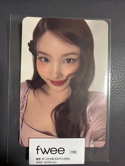 娜璉代言小卡