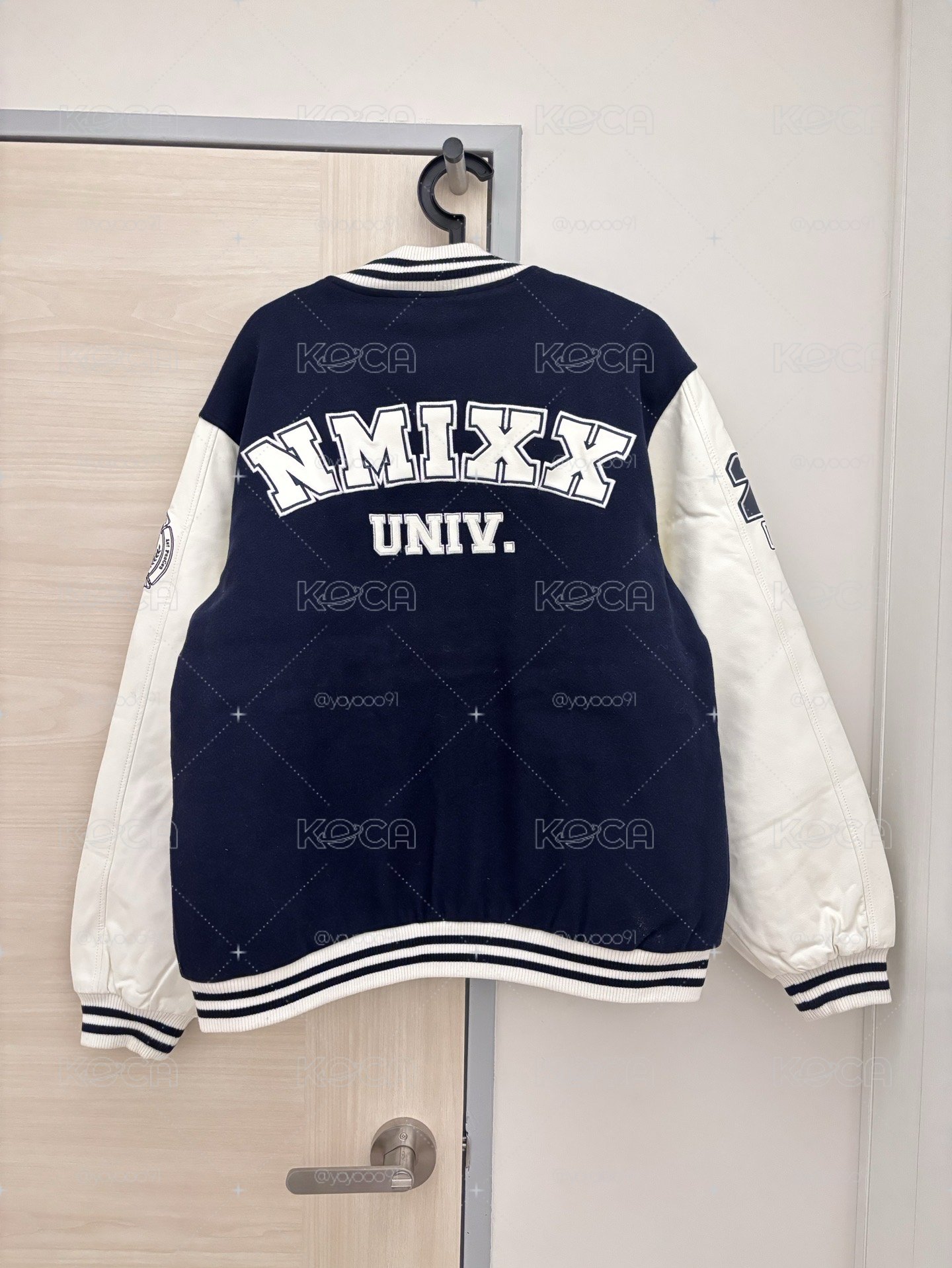 NMIXX 棒球外套 UNIVERSITY 