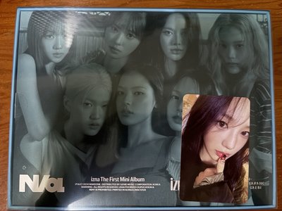 izna izna迷你一輯N/a 限量年曆全專naya版