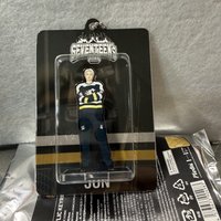 俊