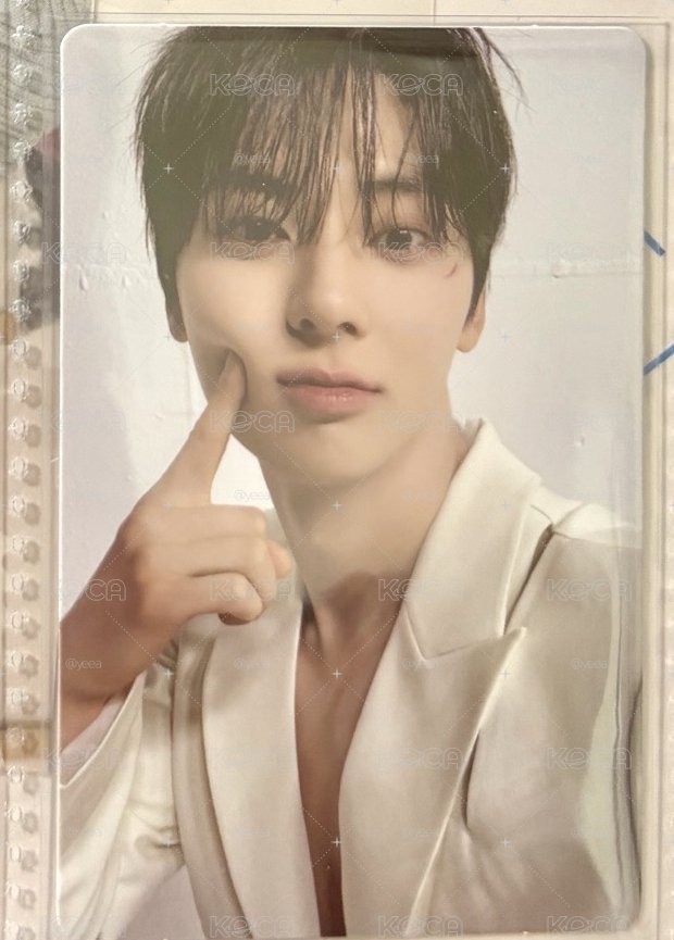 Truth or Lie Broken ver. 專輯卡 