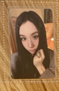 特四- 彩瑛
