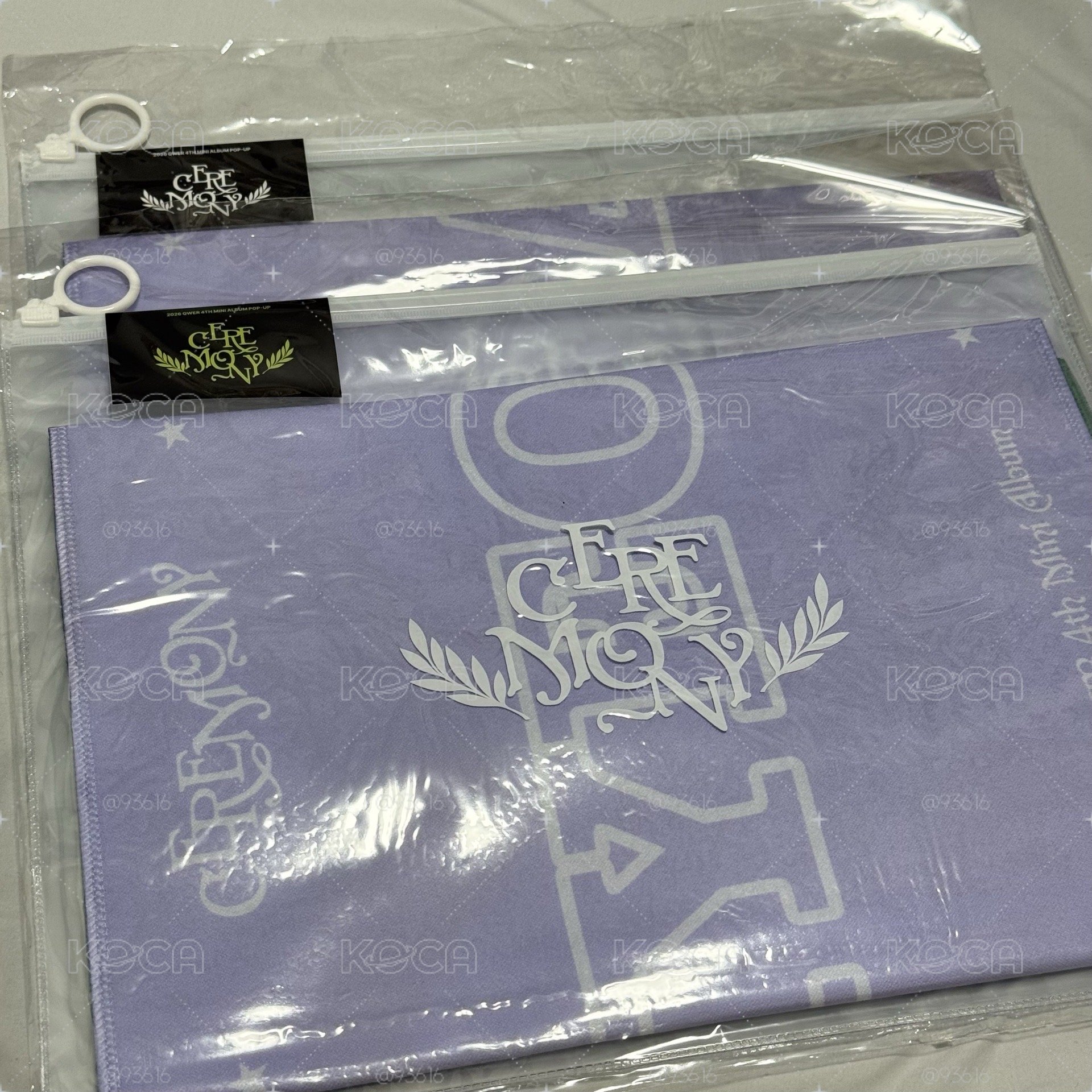QWER 快閃店 丹燕手幅