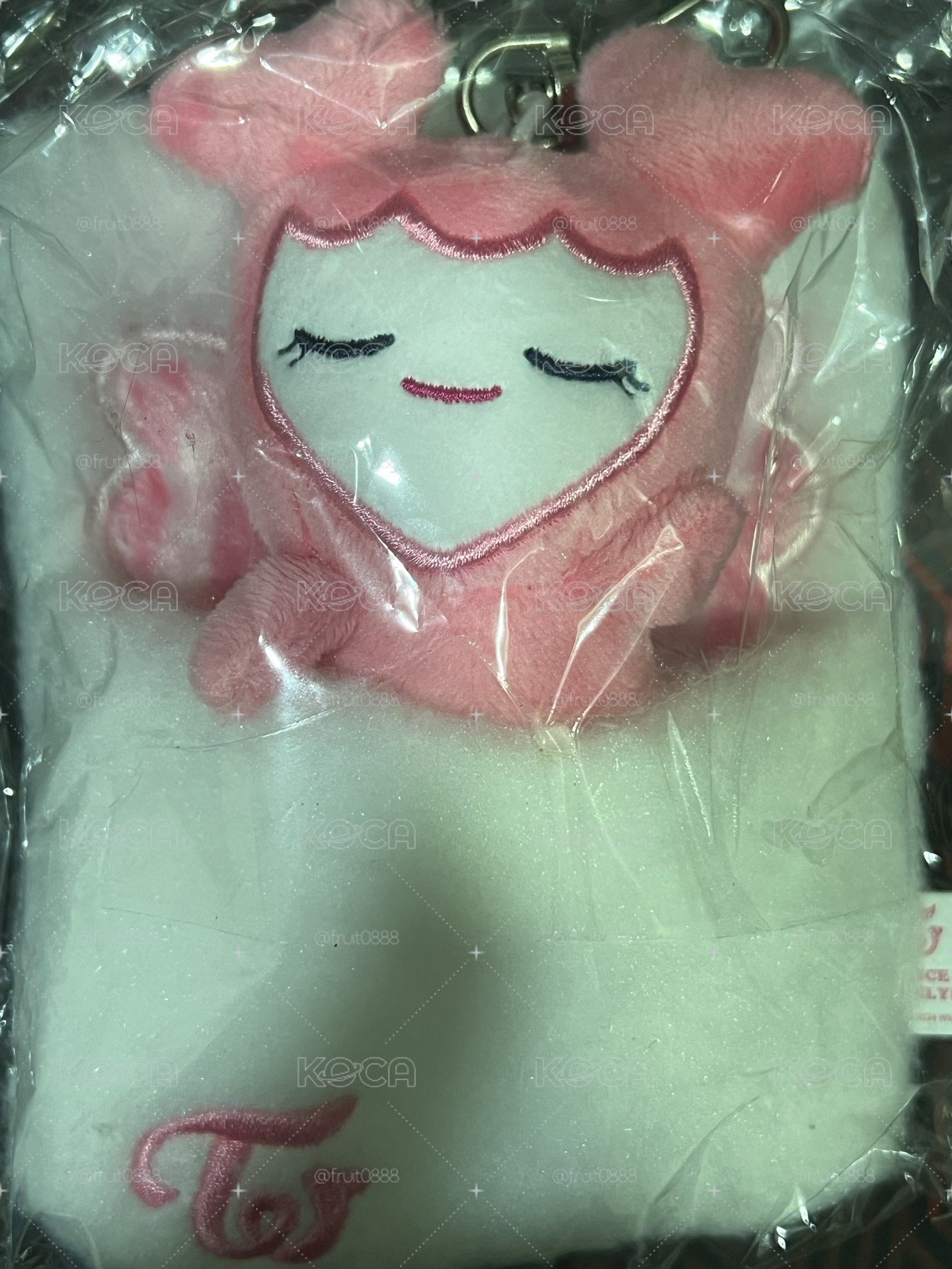 桃桃在睡覺 