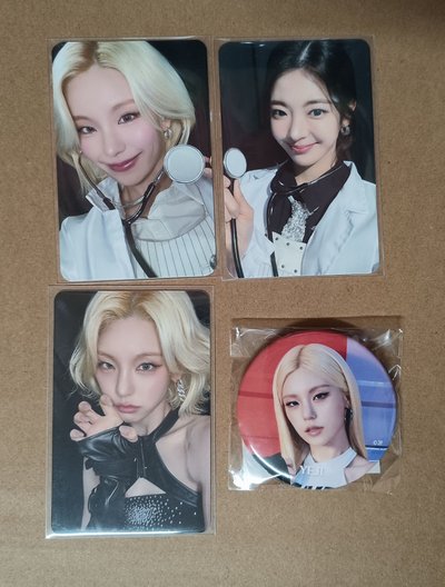 itzy 幸運卡志粒/志徽章