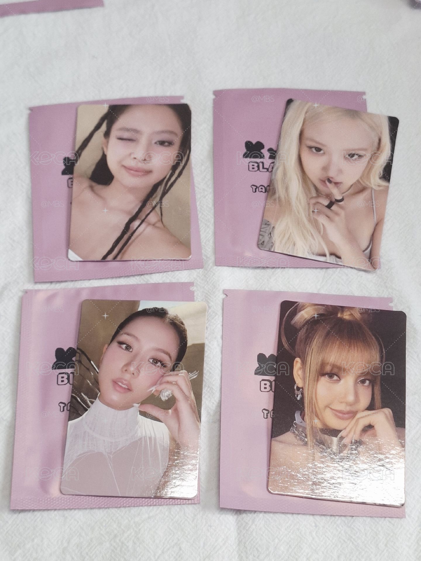 Tamagotchia滿額卡、jennie黑衣娃