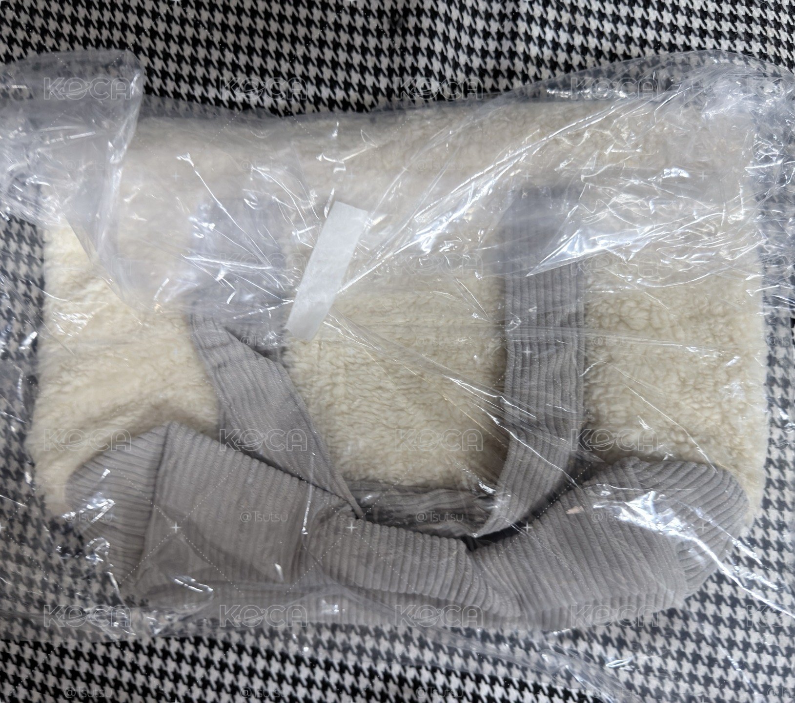 （現貨 一日左右寄出）seventeen 手感超好🩷🩷 2020 冬周 手提包