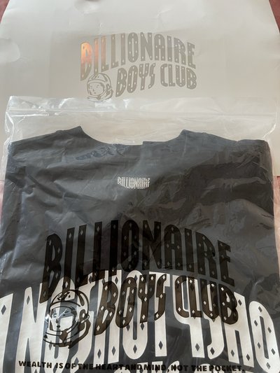 全新未穿過 m號（含袋子）+含宇津黑貓🐈‍⬛