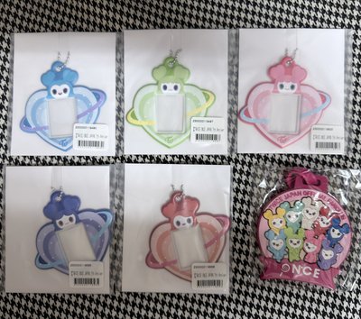 （現貨整圖出 一日左右寄出）twice lovelys 證件照卡套 行李吊牌 子瑜 sana