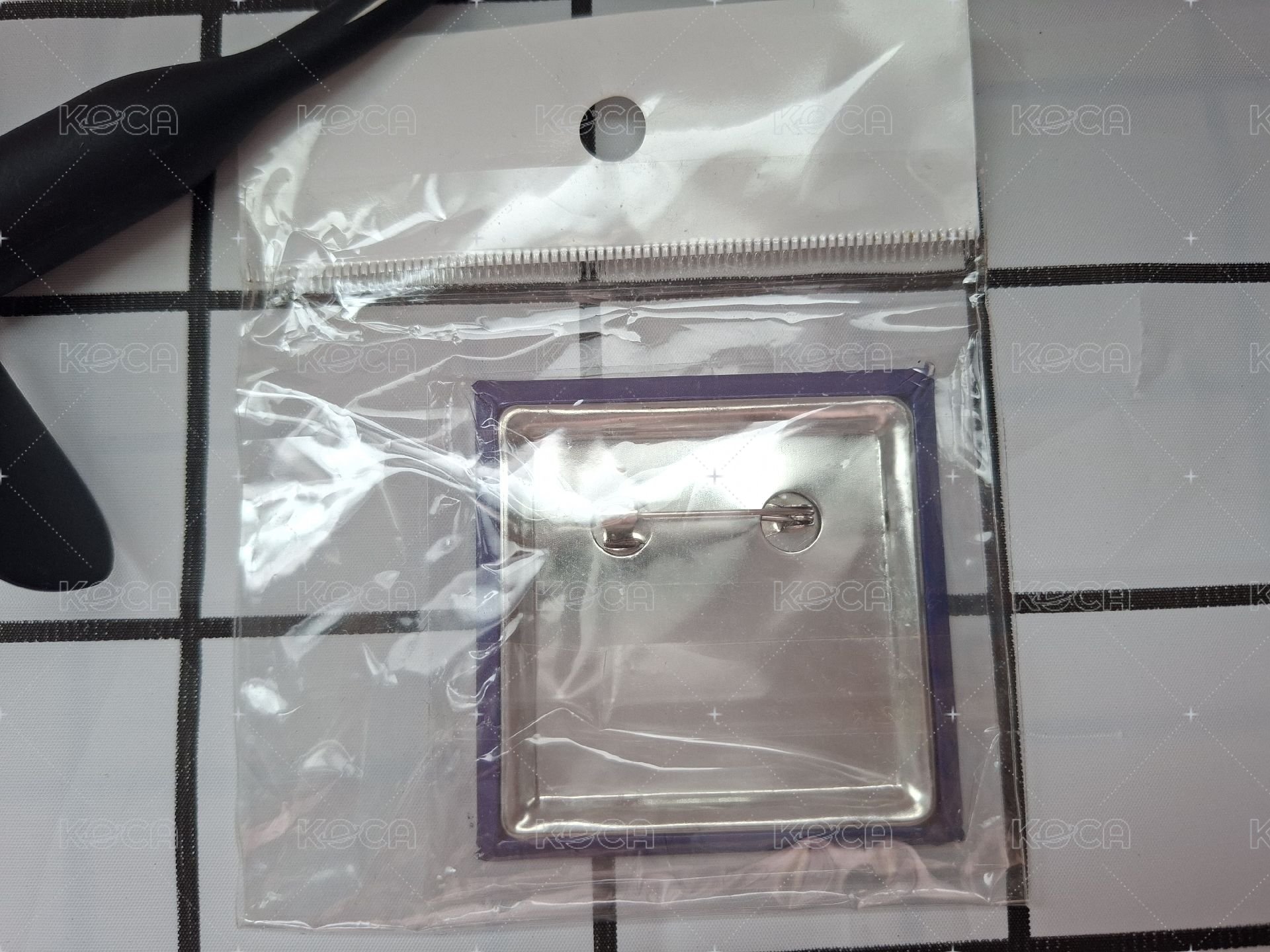 CD初動紀念特典徽章