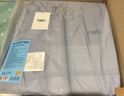 TWS 二巡 首爾場 風衣外套 含外套卡
