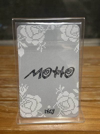 黃禮志 Yeji MOTTO快閃店 隨機卡