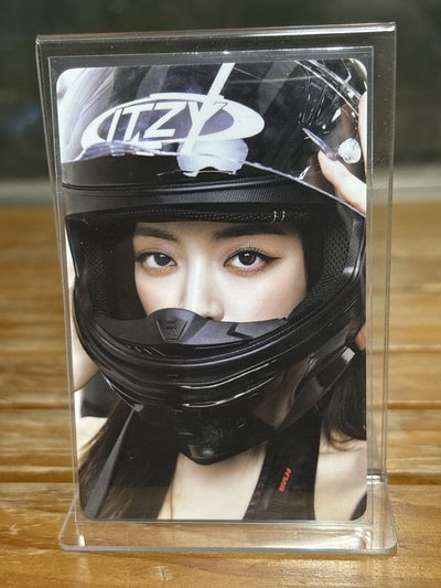 申有娜 Yuna 三巡 TUNNEL VISION 隨機卡