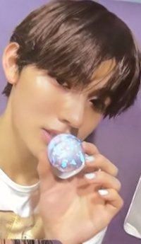 迷二 'Blue Lips' Lip Balm ver. 專輯卡 全息卡