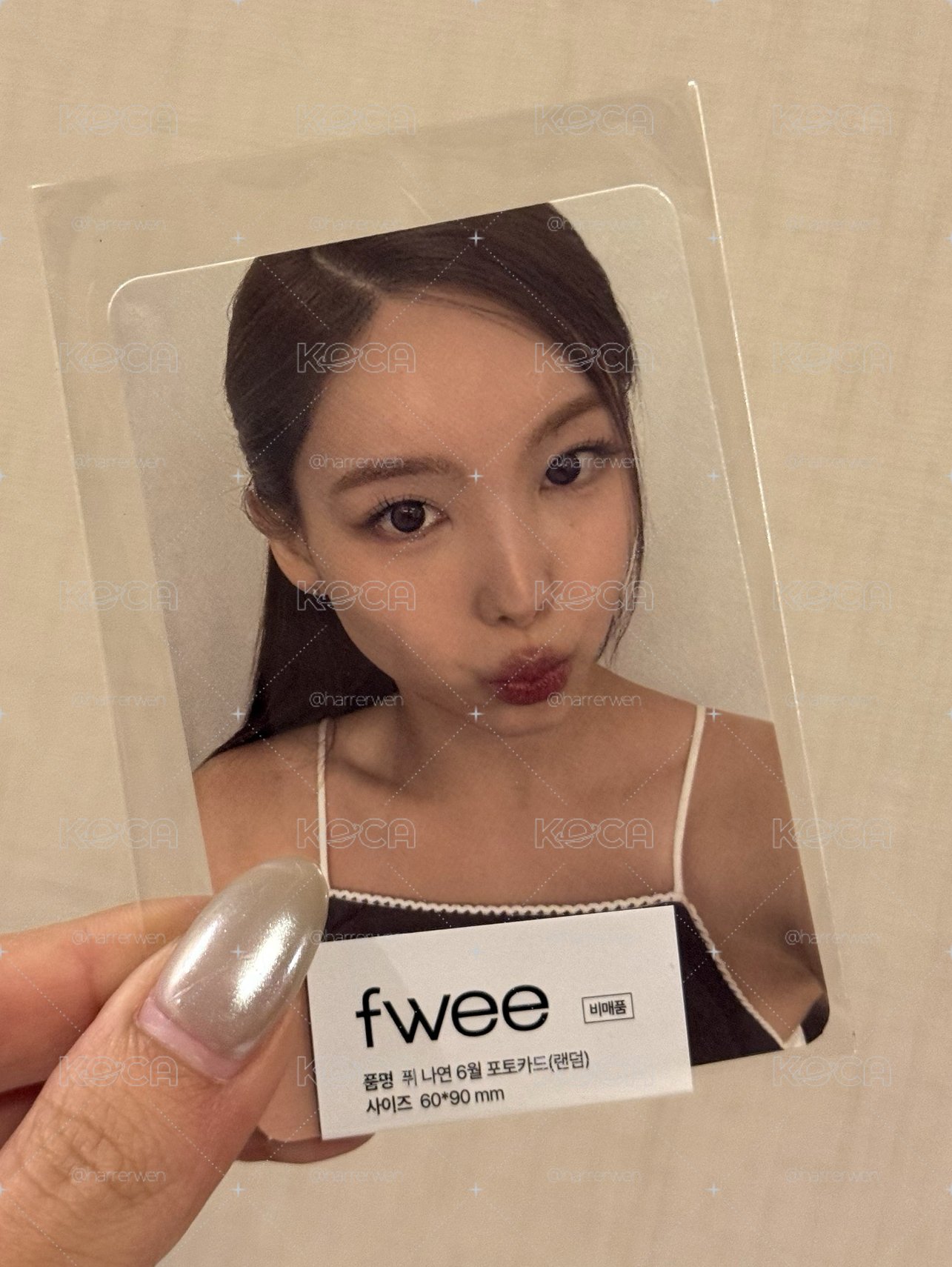 fwee NAYEON 代言卡