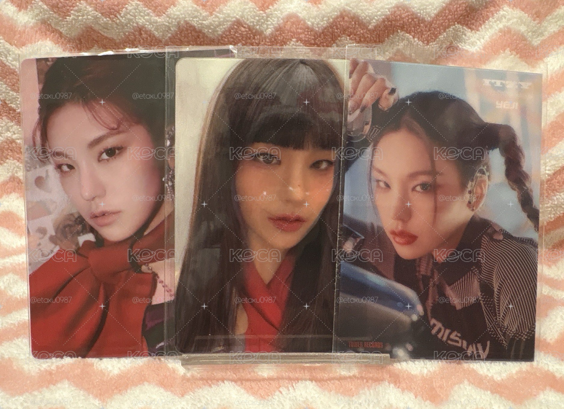 小卡／ITZY／YEJI 禮志／GUESS WHO、CHESHERE、VOLTAGE／專卡、特典卡